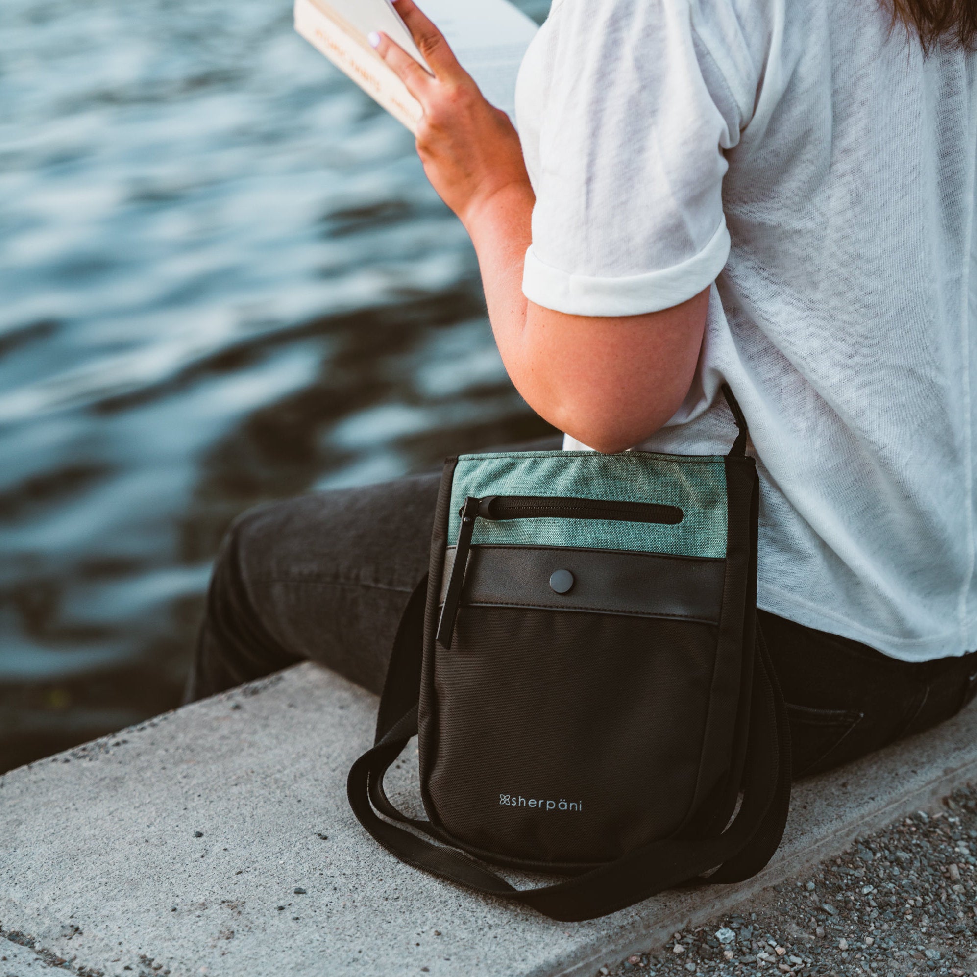 Sherpani Prima AT Travel Crossbody teal