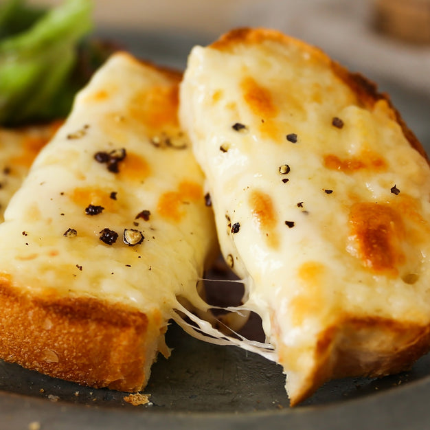 Cheese Toast with Black Pepper