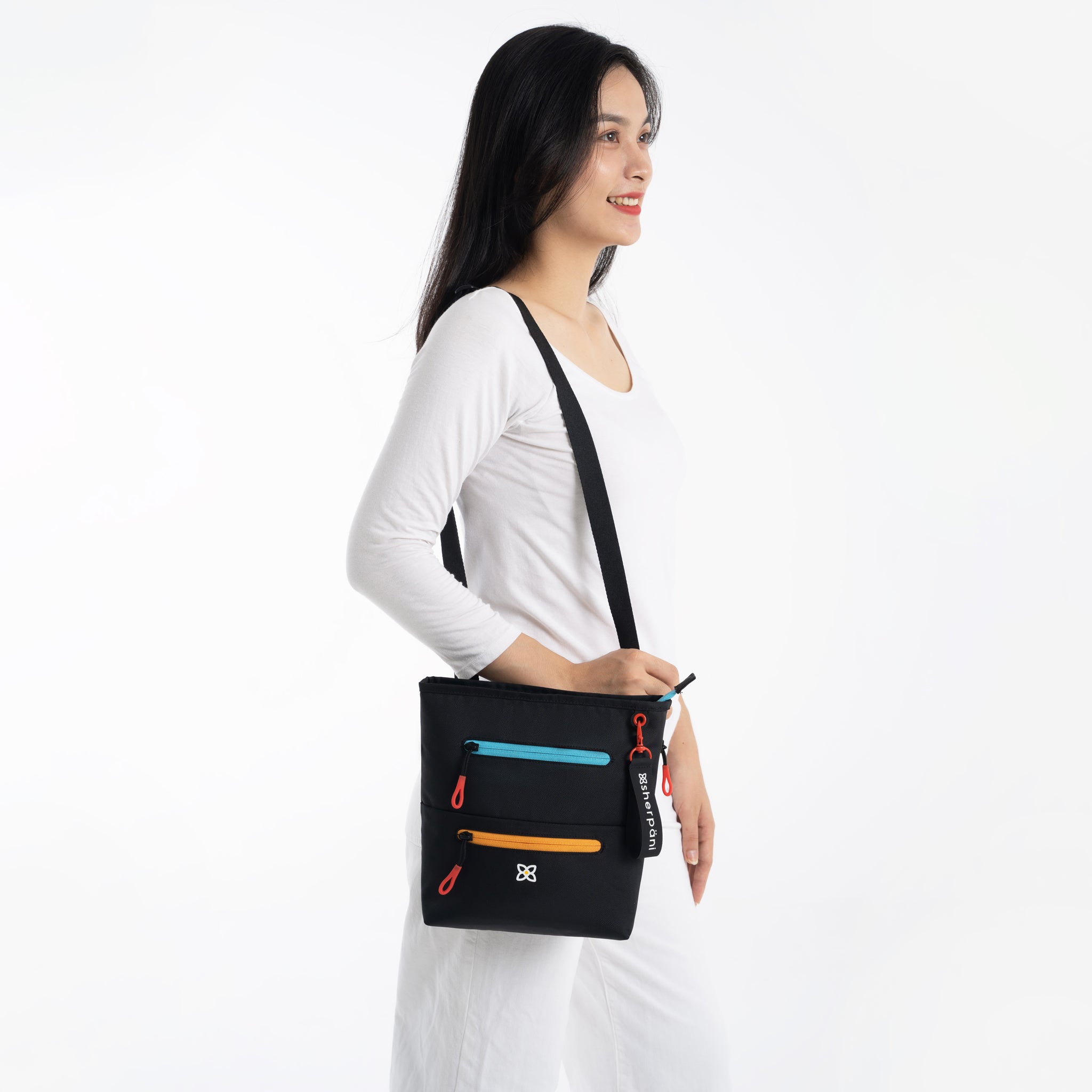 Sherpani Sadie V1 Crossbody chromatic